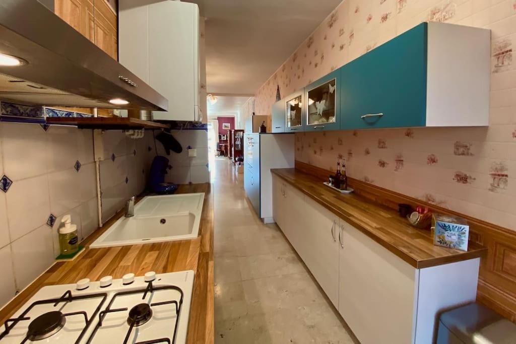 "Georgio" Grand Appartement Traversant Avec Vue Canal Et Parking Sète Esterno foto