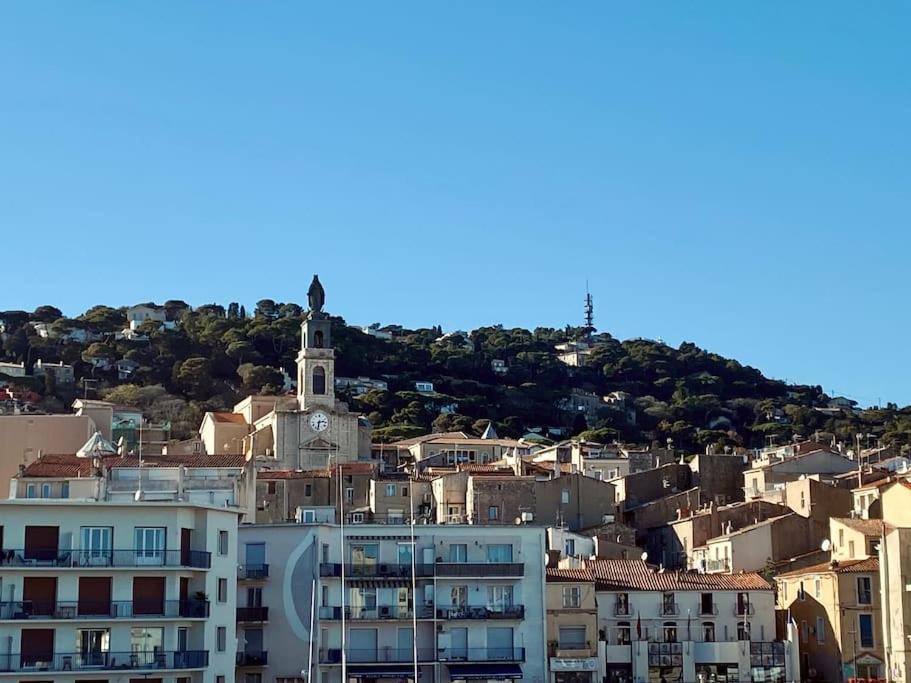 "Georgio" Grand Appartement Traversant Avec Vue Canal Et Parking Sète Esterno foto