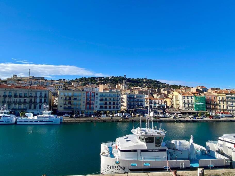"Georgio" Grand Appartement Traversant Avec Vue Canal Et Parking Sète Esterno foto
